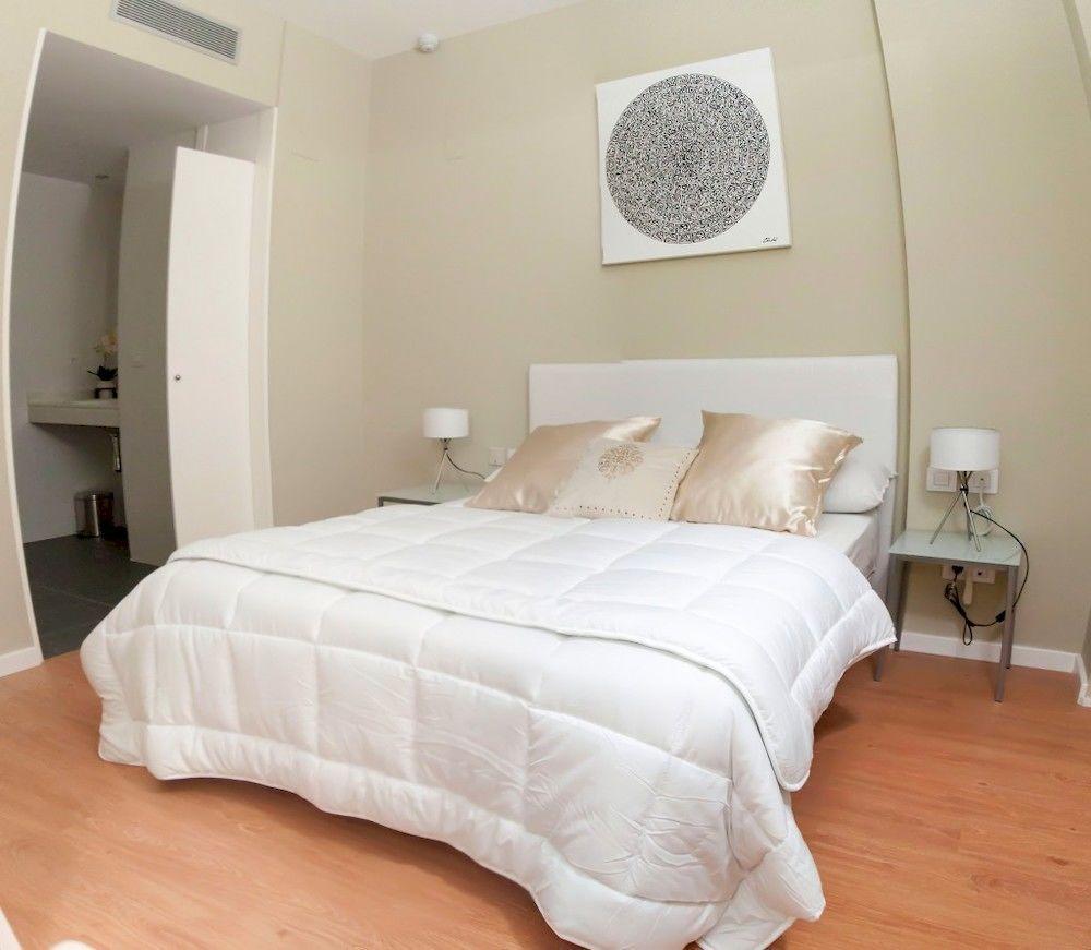 Premium Apartments Валенсия Екстериор снимка
