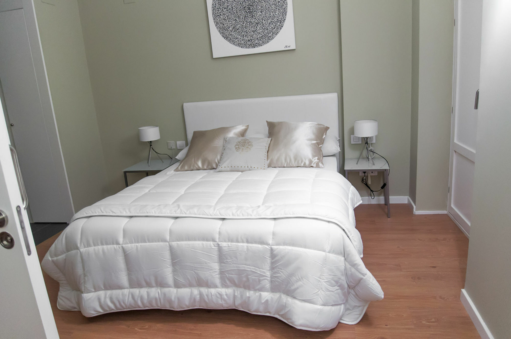 Premium Apartments Валенсия Екстериор снимка